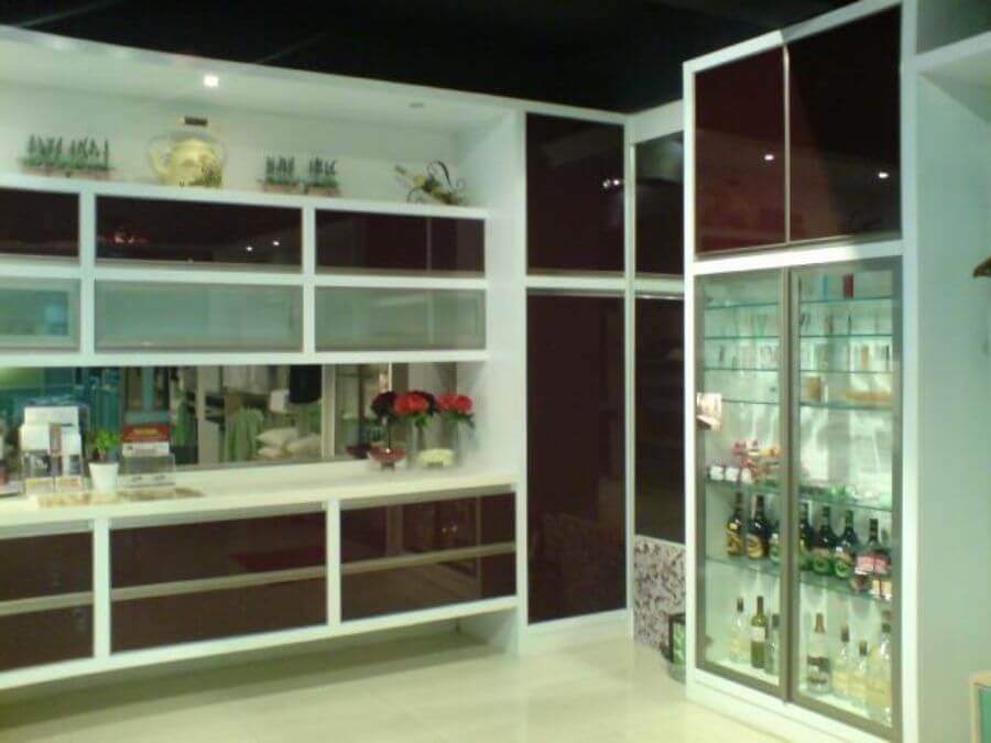 Pintu Kaca – 10