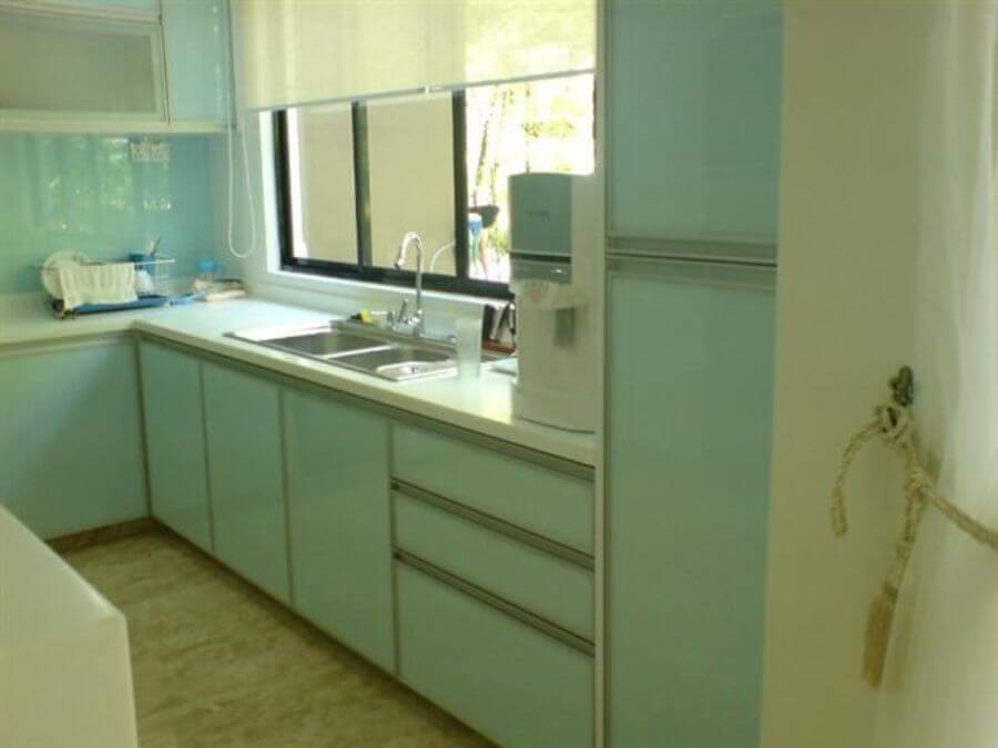 Pintu Kaca – 9