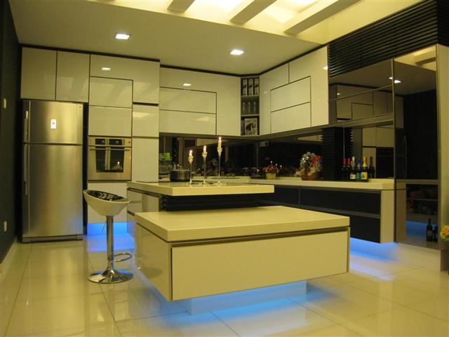 Pintu Panel (Piano Gloss) – 11