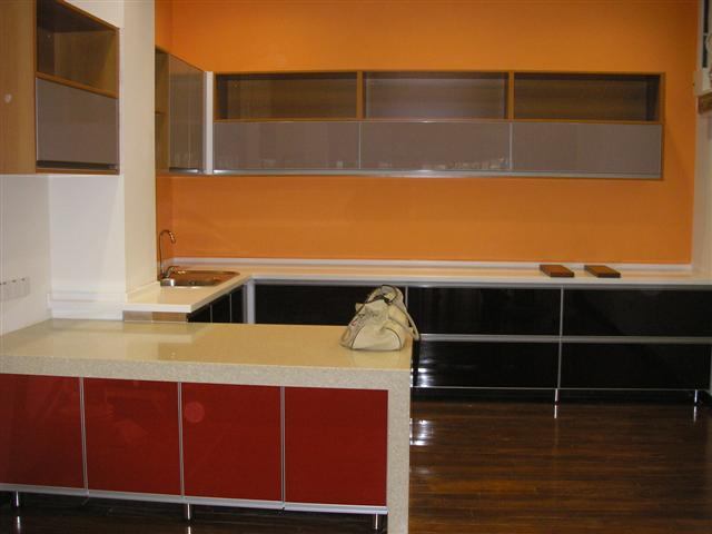 Pintu Panel (Piano Gloss) – 19