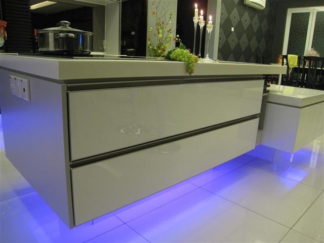 Pintu Panel (Piano Gloss) – 9