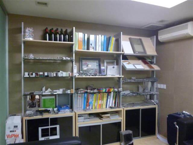 Rak Buku – 5