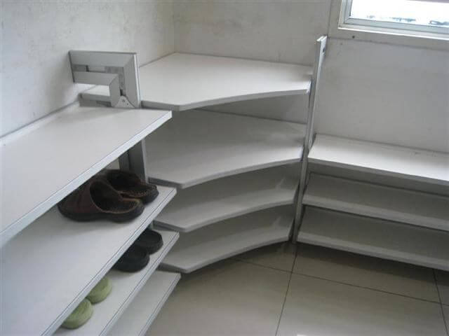 Rak Sepatu – 1