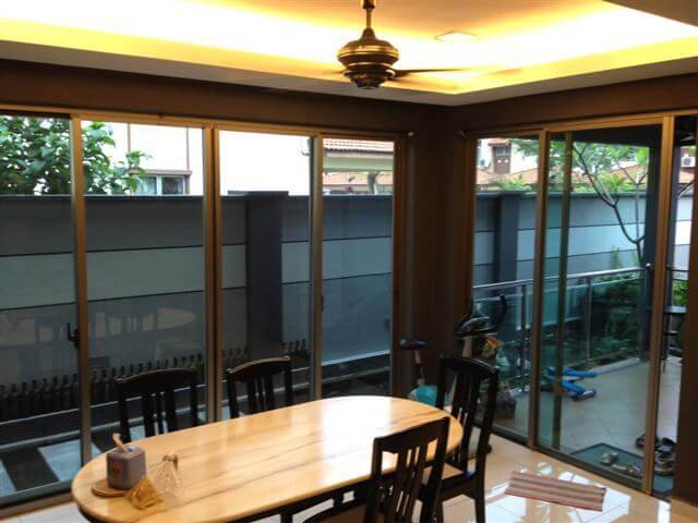 Single Bay Side Hung Window – 2